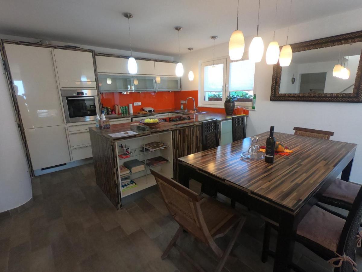 Hisa V Mesecini - Moonlight House Holiday home *