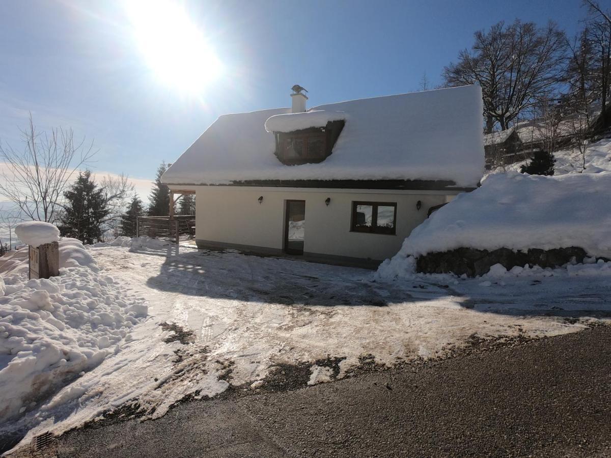 Hisa V Mesecini - Moonlight House Holiday home